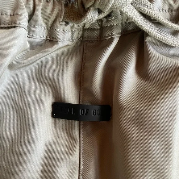 FEAR OF GOD ESSENTIALS Nylon Track Shorts in Silver - Picture 7 of 11